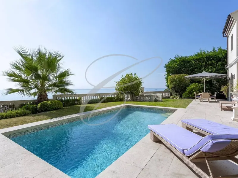 Cap Martin Feet in the Water — Villa