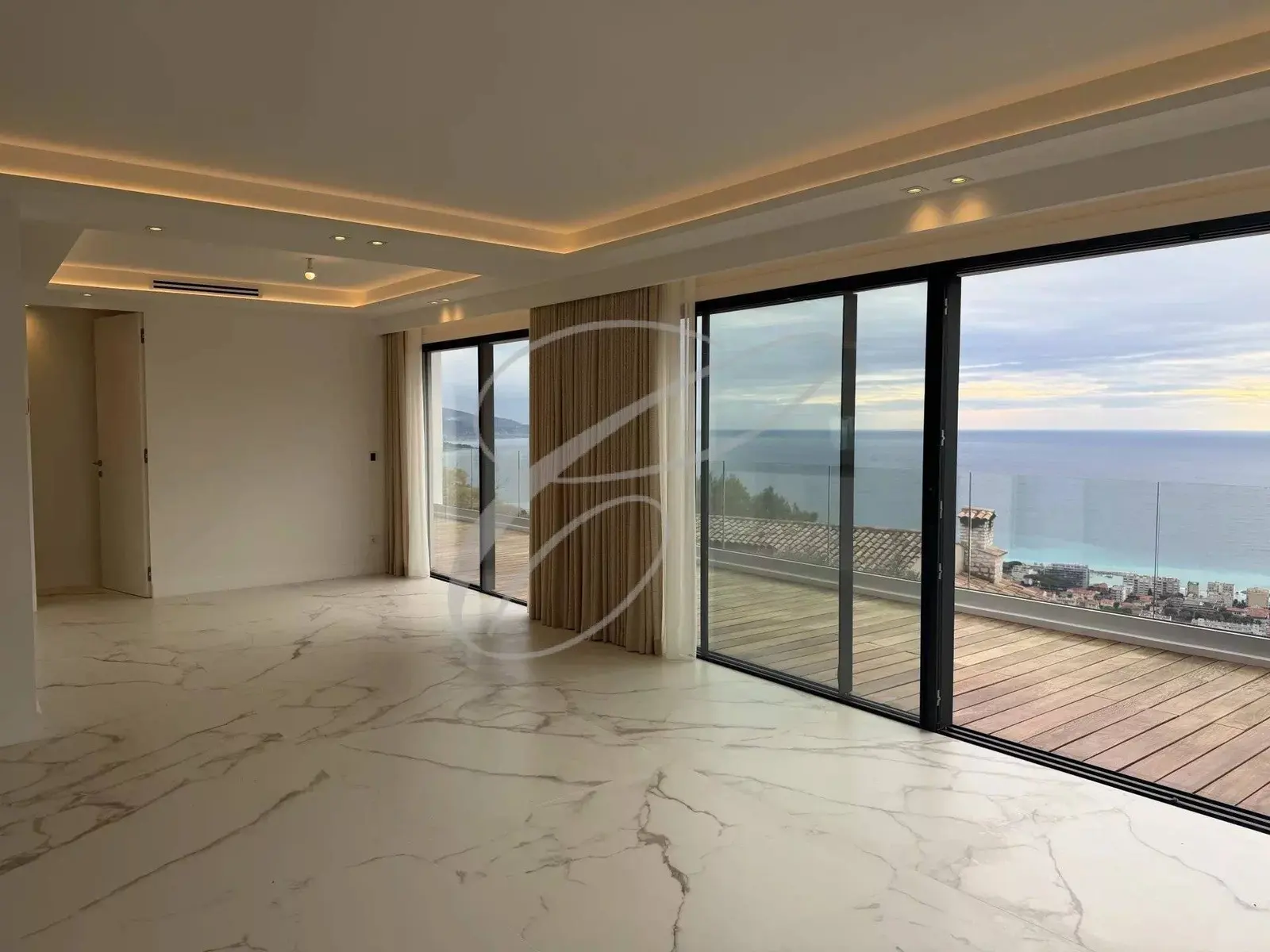 Roquebrune-Cap-Martin — Villa — photo 5
