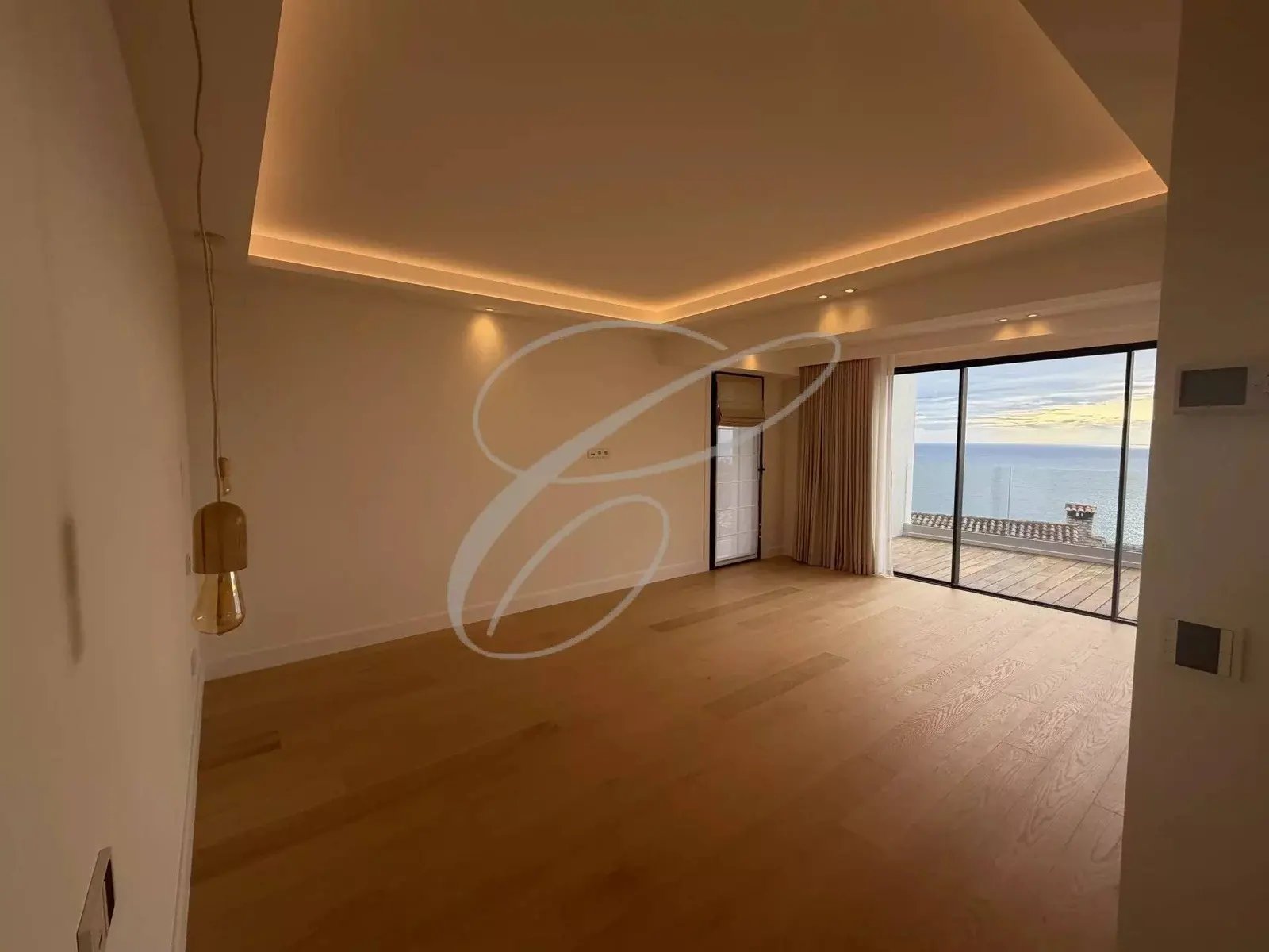Roquebrune-Cap-Martin — Villa — photo 8