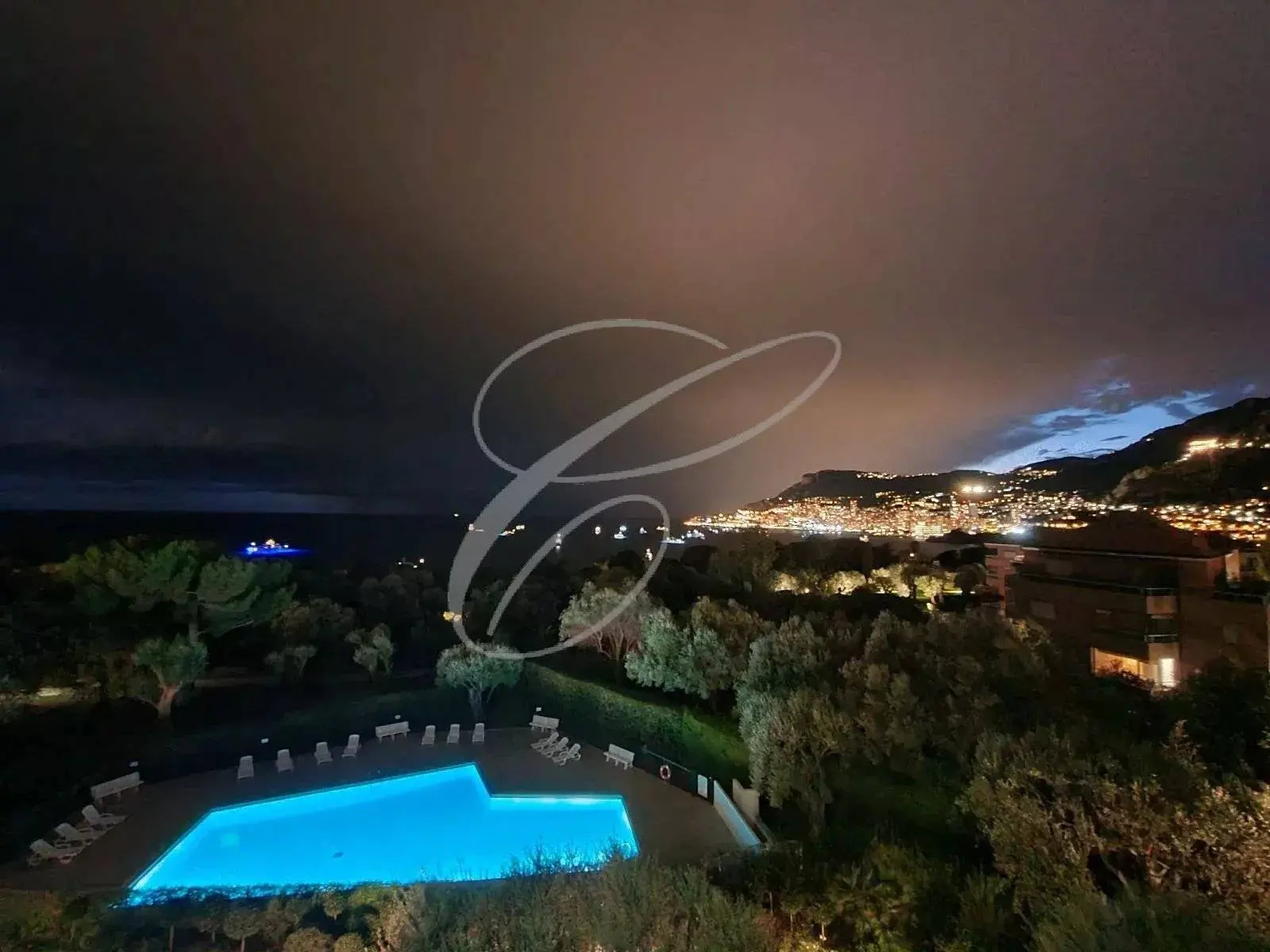 Cap Martin — Rare 4-Room Apartment — photo 9