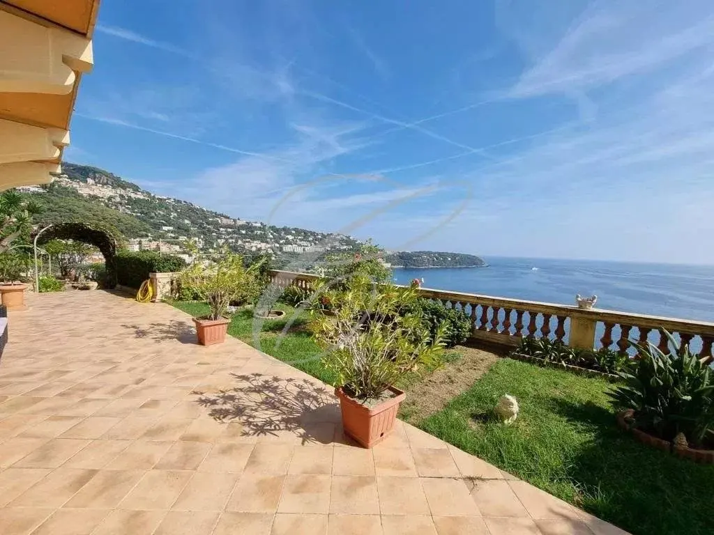 Roquebrune-Cap-Martin — Belle Epoque Building — photo 1