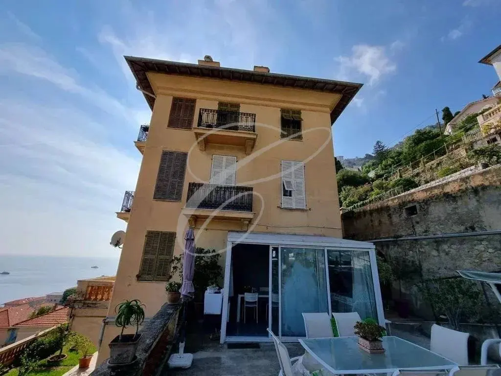 Roquebrune-Cap-Martin — Belle Epoque Building — photo 3