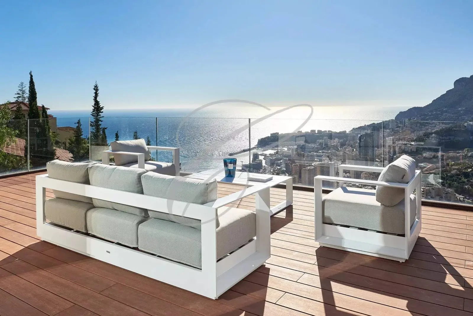 Roquebrune-Cap-Martin — Villa — photo 1