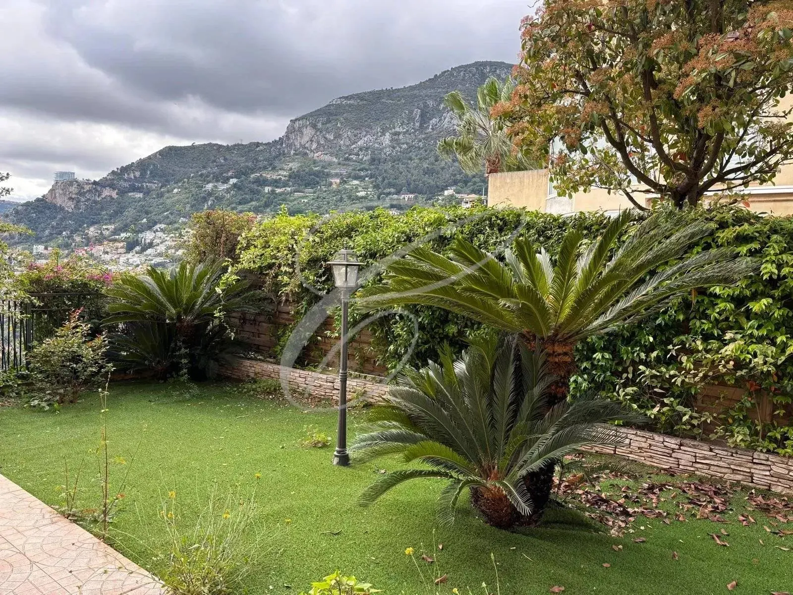 Cap Martin — New Villa Apartment — photo 3