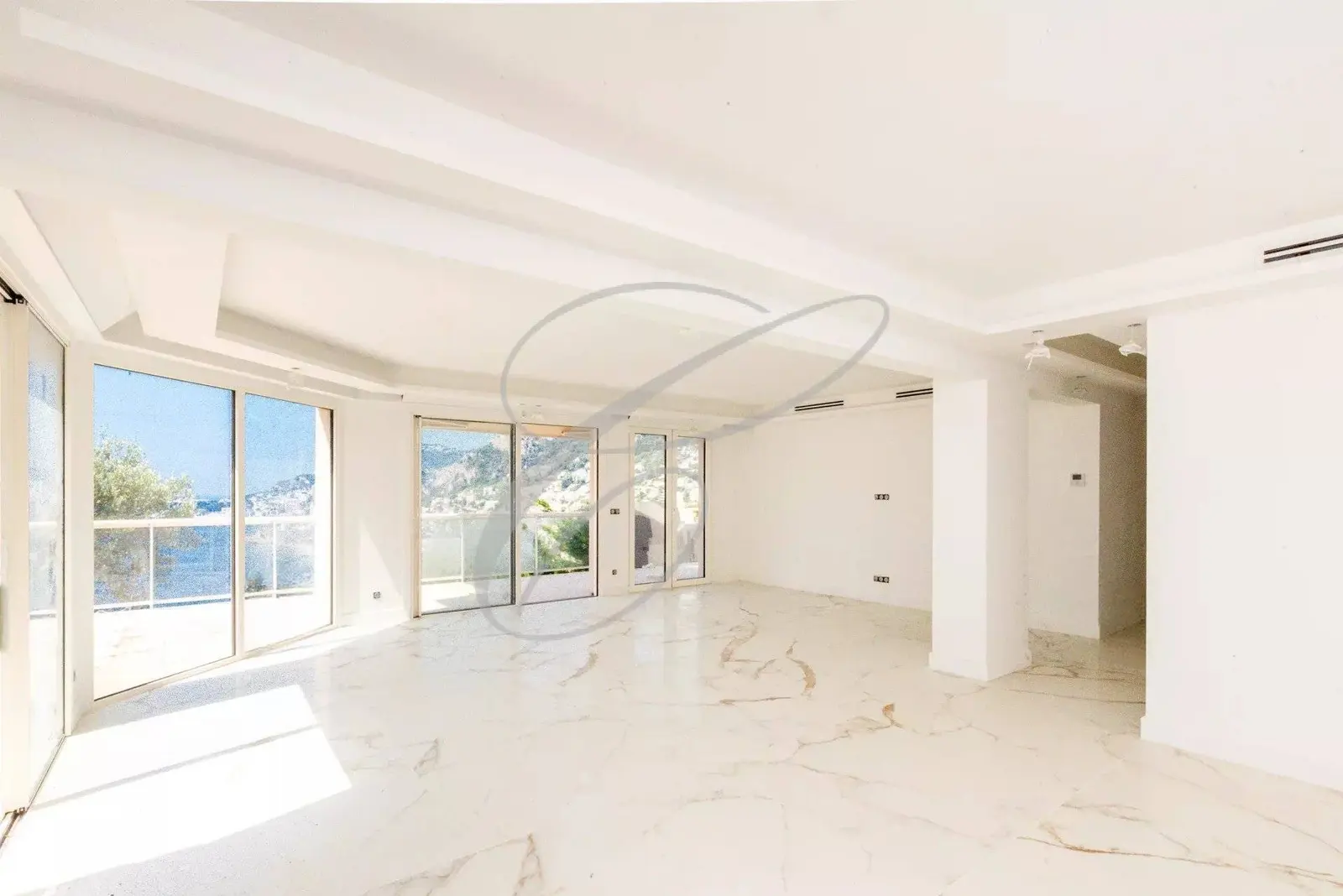 Cap Martin — New Villa Apartment — photo 4