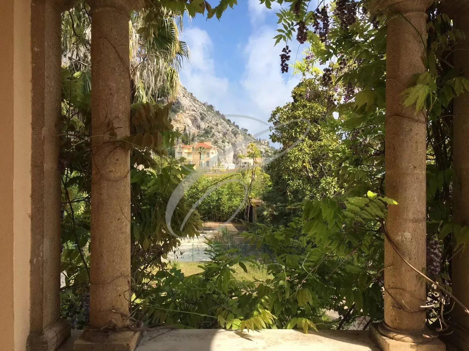 Menton Garavan — Property — photo 10