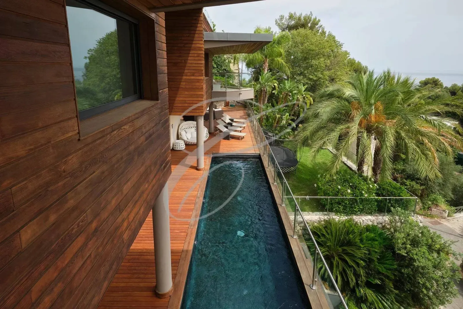 Roquebrune-Cap-Martin — Private Domain Villa — photo 14