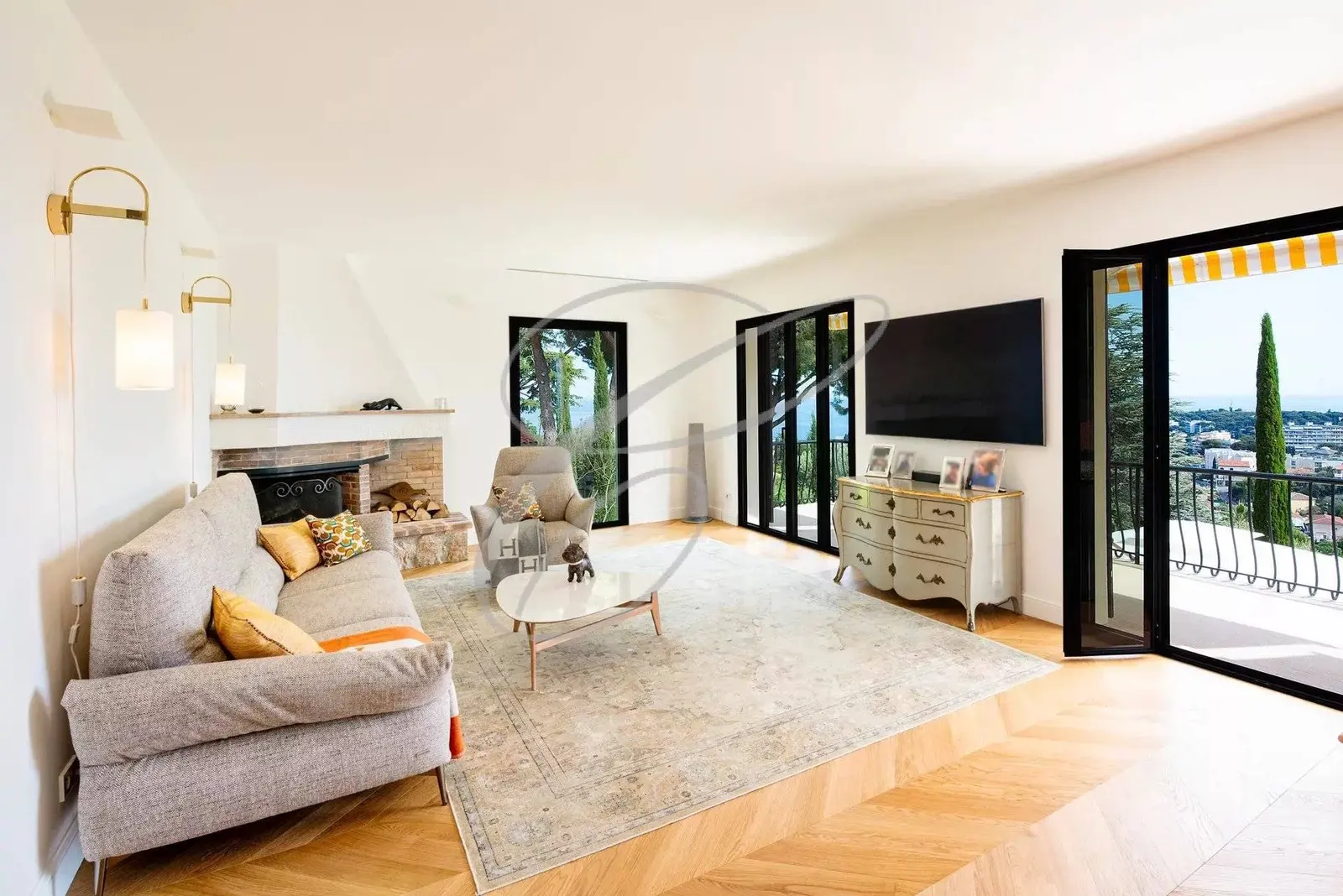 Roquebrune-Cap-Martin — New Villa — photo 3