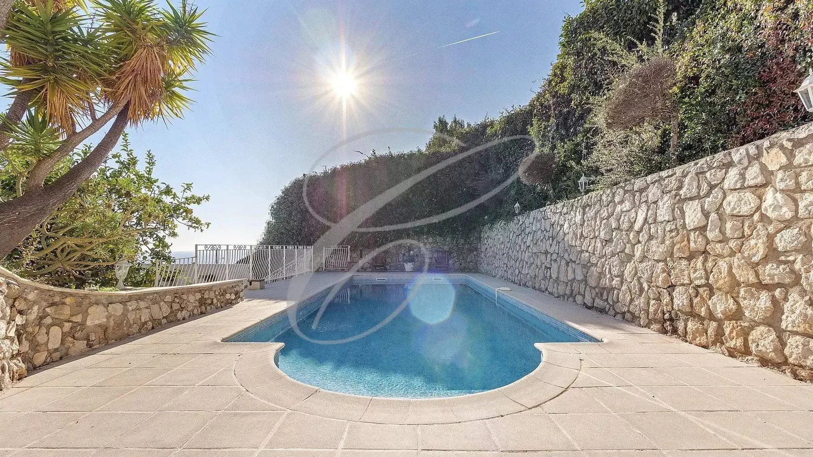 Roquebrune-Cap-Martin — Villa — photo 11
