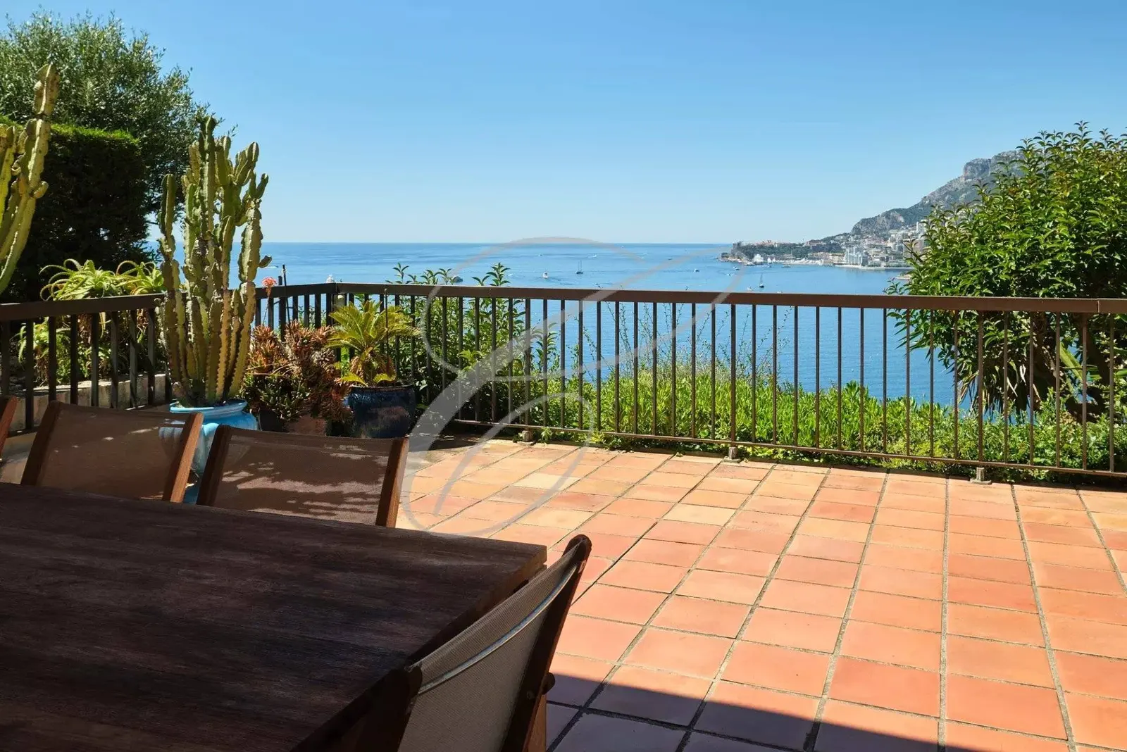 Roquebrune-Cap-Martin — 3/4 Rooms — photo 1