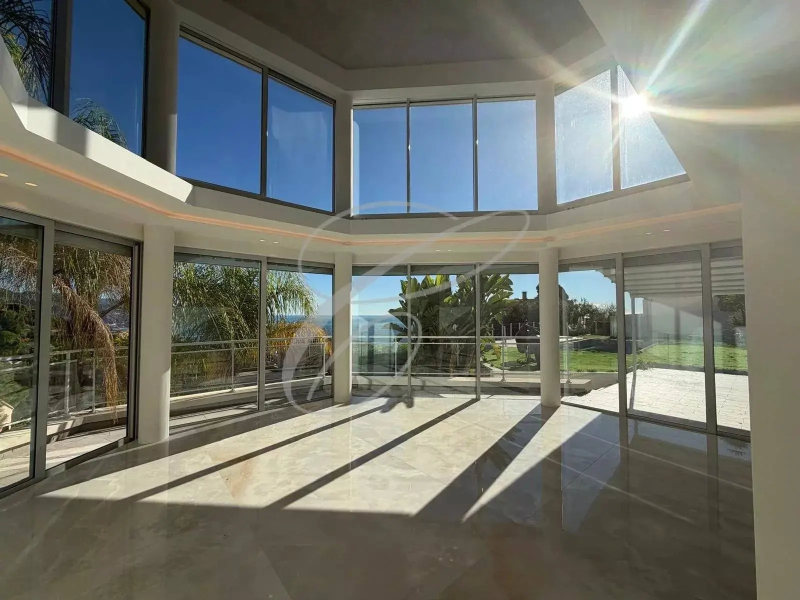 Roquebrune-Cap-Martin — New Villa — photo 2