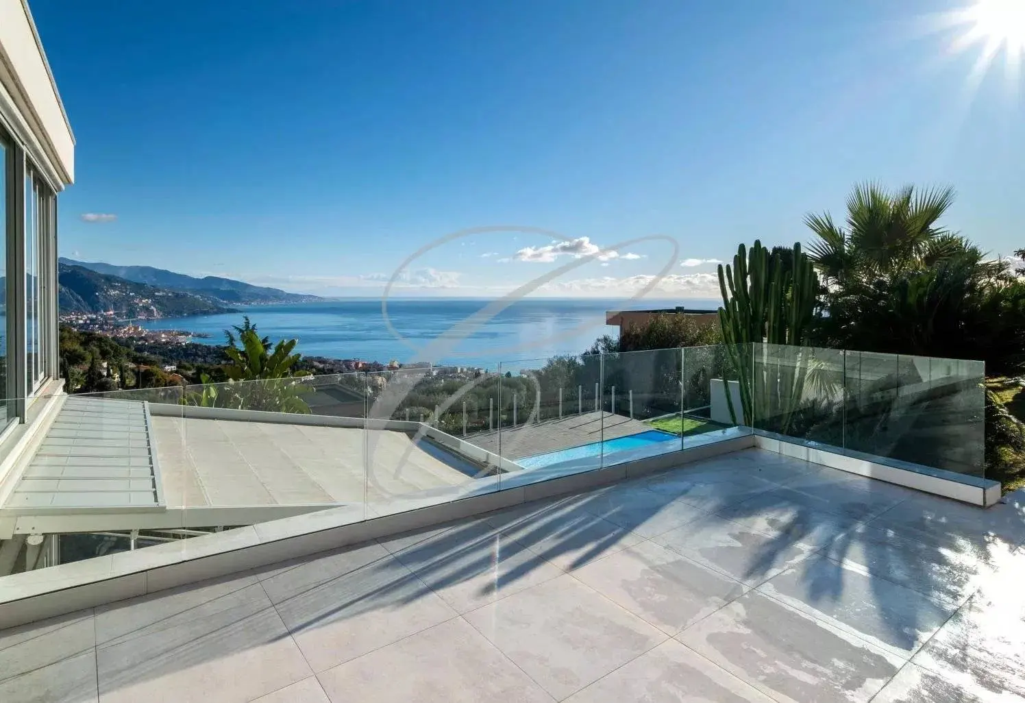 Roquebrune-Cap-Martin — New Villa — photo 5