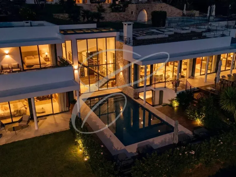 Prestigious Villa at the Gates of Monaco