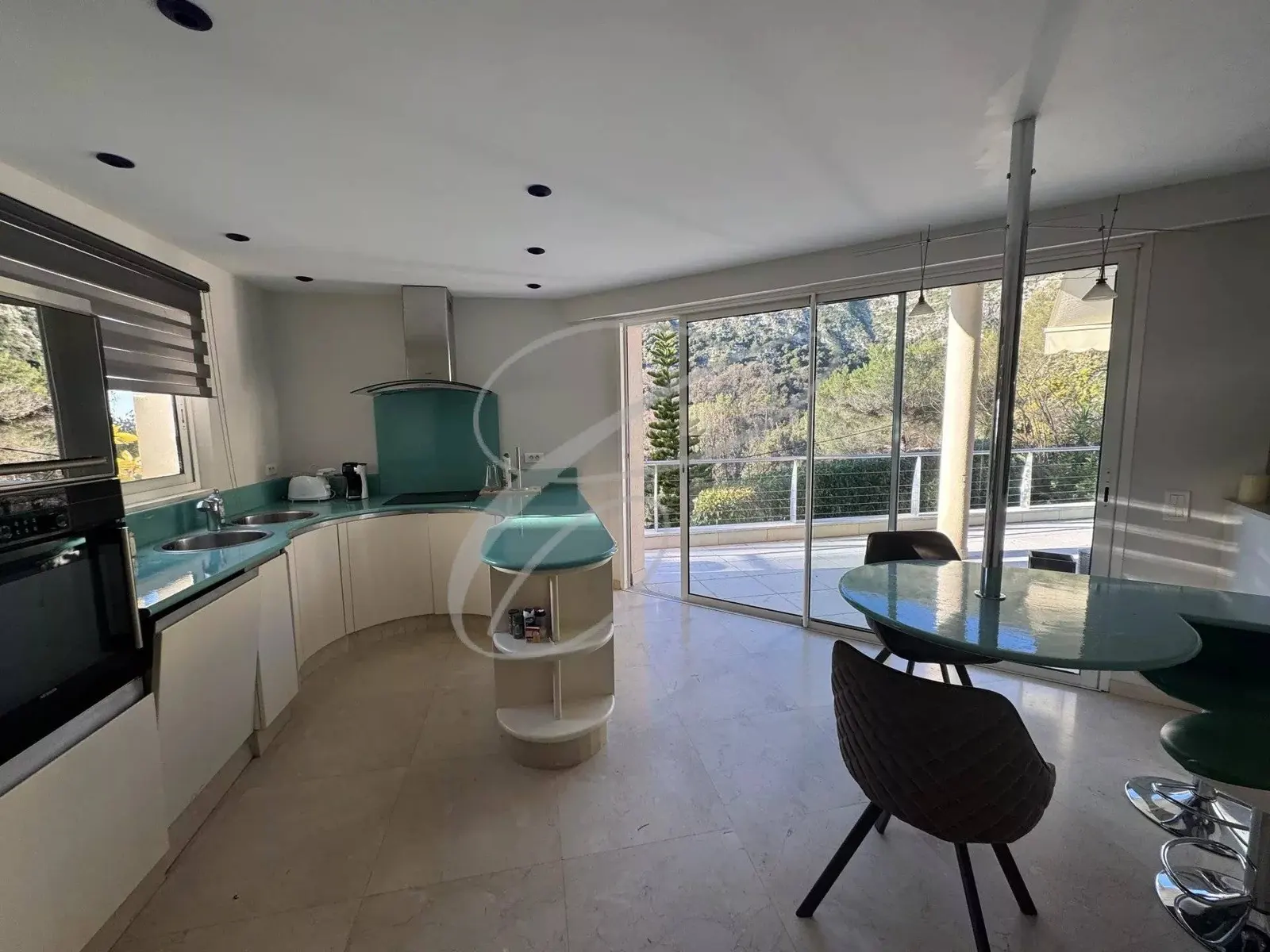 Modern villa with sea view — Absolute tranquility 10 minutes from Monaco — photo 5