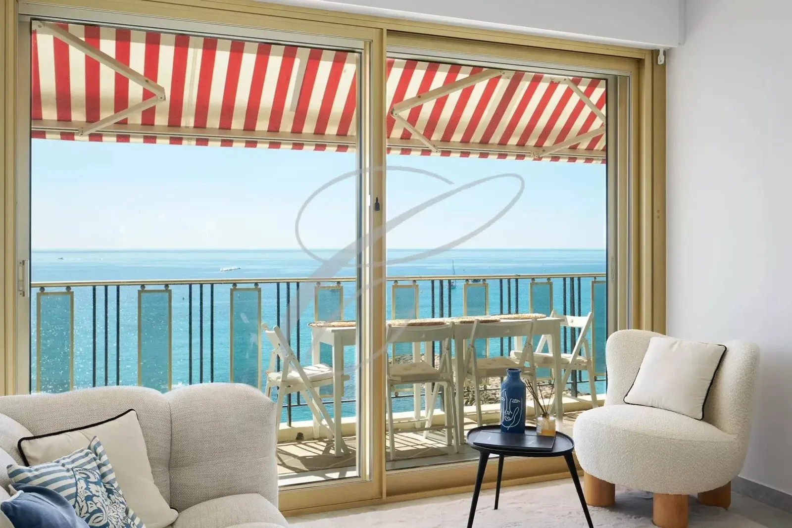 Roquebrune-Cap-Martin — Penthouse — photo 2