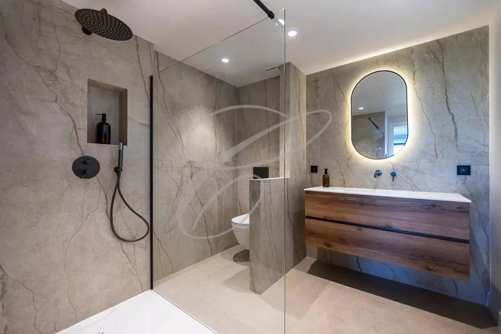 Roquebrune-Cap-Martin — Brand New Luxurious Contemporary Villa — photo 12