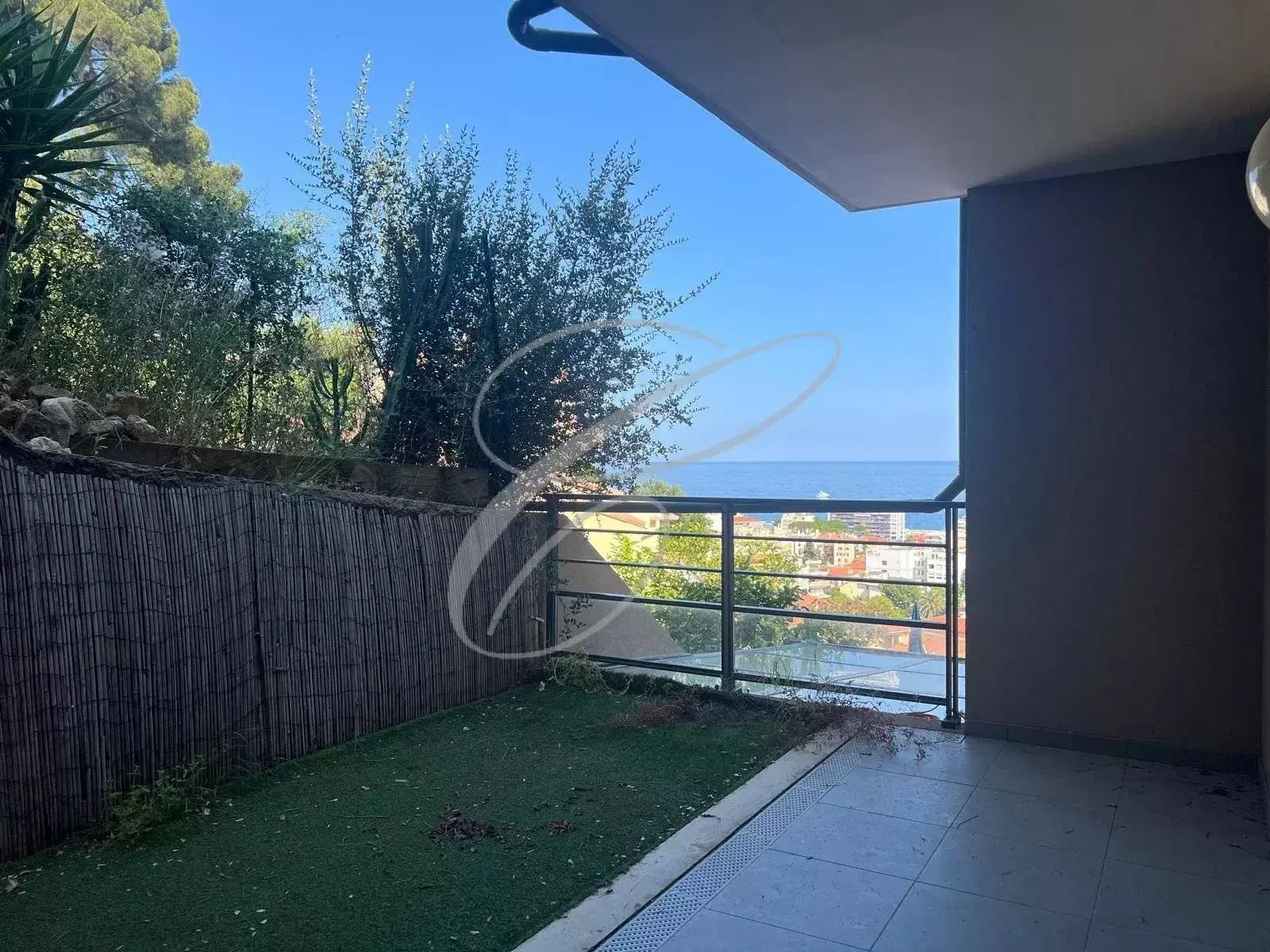 Roquebrune-Cap-Martin — 3 Rooms — photo 2