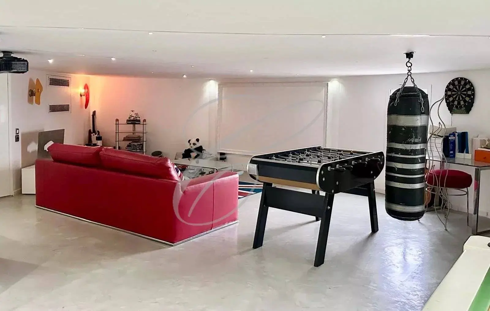 Roquebrune-Cap-Martin — 5 Rooms — photo 11